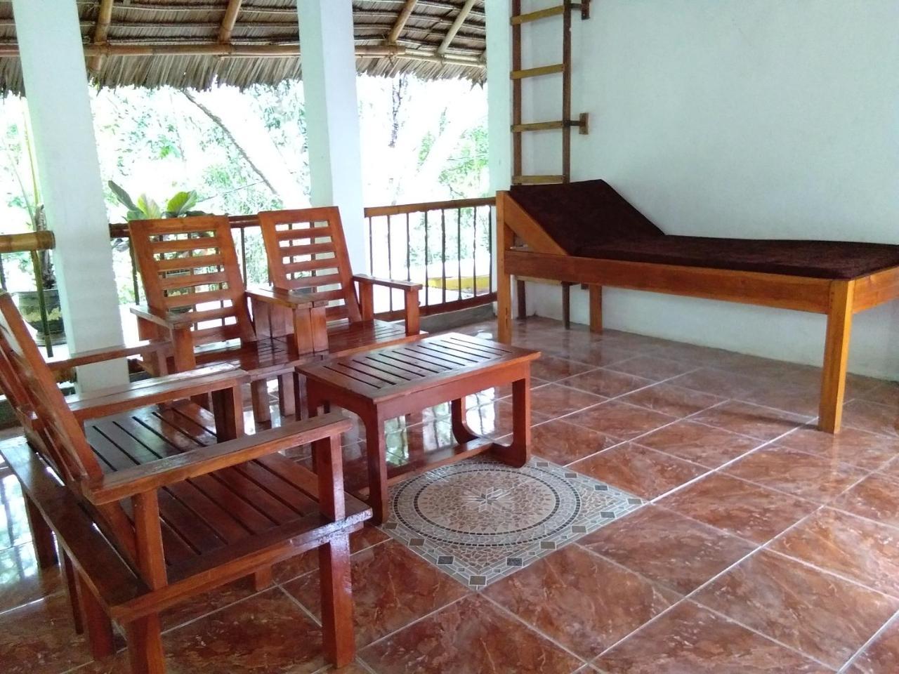 Mangga Lodge Bira Exterior photo